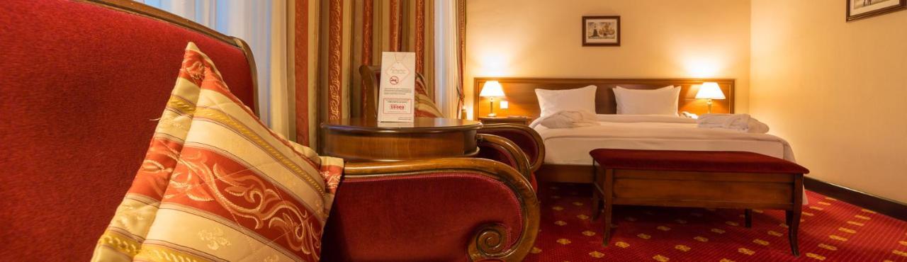 Grand Tien Shan Hotel 4*