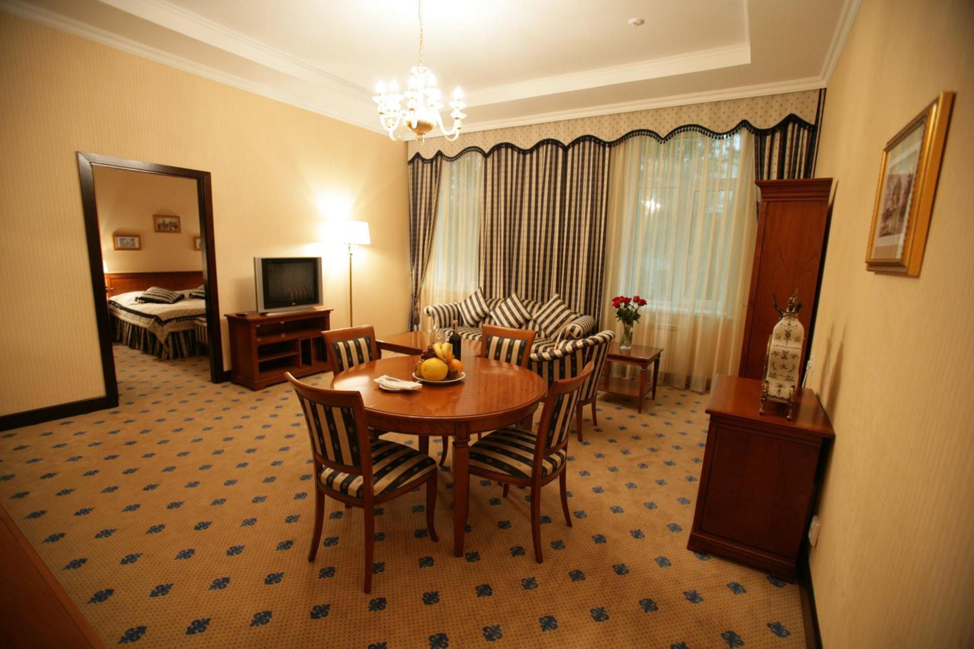 Grand Tien Shan Hotel