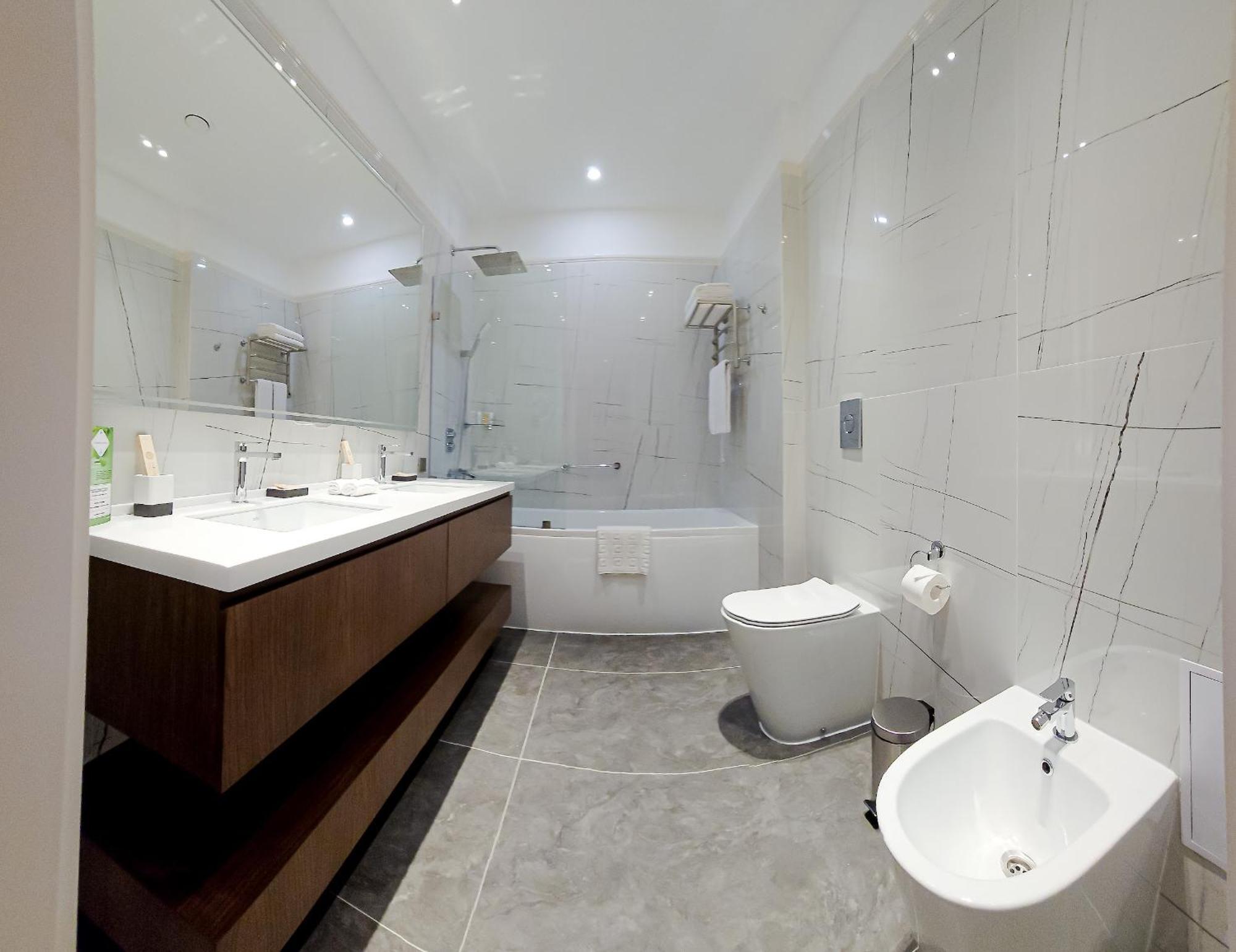Grand Tien Shan Hotel Almaty